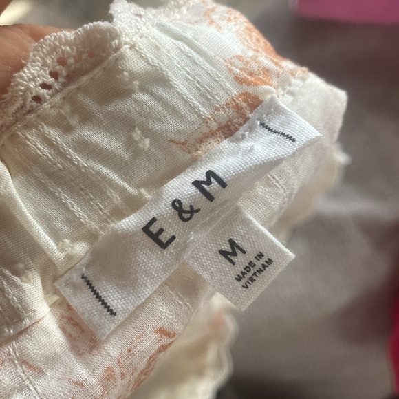 E & M tank top - Picture 6 of 8